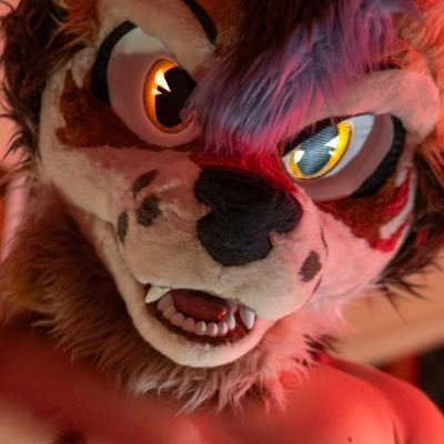 22 y/o UCLA Graduate 24' 🎓🔬and Part-time Coyote! Medical Student 🩺🔞 Chew Toy: @VanadiumValor 🧡 🪡: @HybridLFursuits