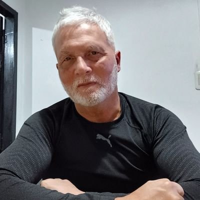 joshe3101's profile picture. 