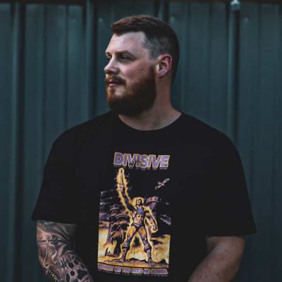Metal🤘, Horror , Gamer, Podcaster, Creator | Vocals 🎙️@wearebreith | @gfuelenergy Partner |Business 📧- IamSinisterTV@gmail.com