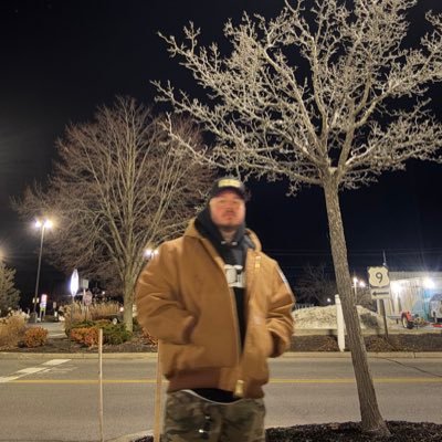 wolfsxblood24's profile picture. Yankees. The straight edge.