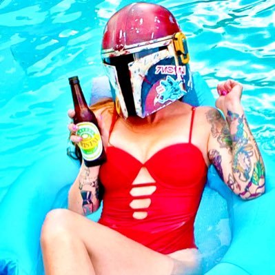Bucket_Head_Bae's profile picture. 