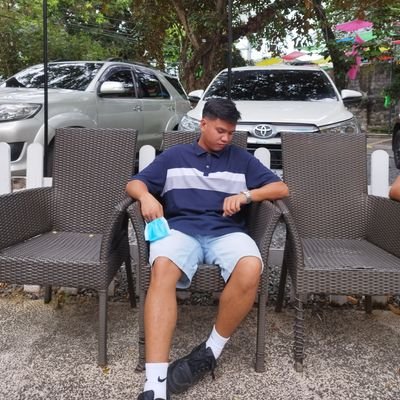 JayPeaze's profile picture. 