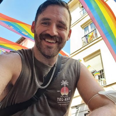AduJonas153039's profile picture. 