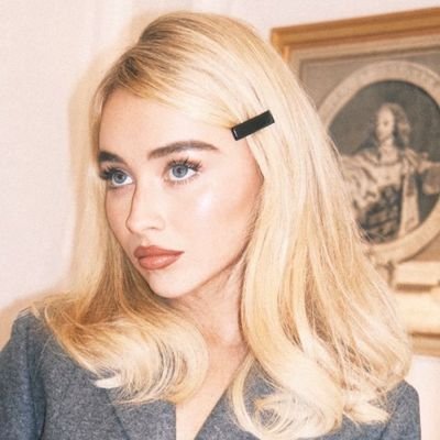 𝒎𝒚 𝒓𝒐𝒔𝒆 𝒈𝒂𝒓𝒅𝒆𝒏 𝒅𝒓𝒆𝒂𝒎𝒔, 𝒔𝒆𝒕 𝒐𝒏 𝒇𝒊𝒓𝒆 𝒃𝒚 𝒇𝒊𝒆𝒏𝒅𝒔 ˖ ࣪ . 🦢 ࿐ ♡ ˚