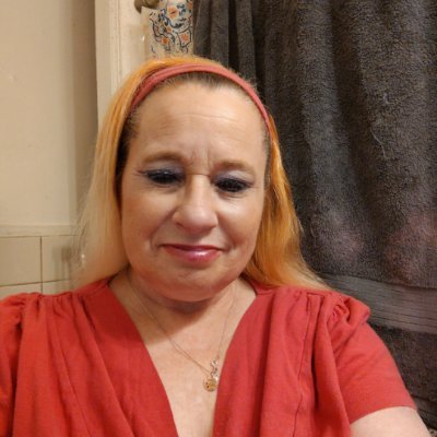 StephanieW72165's profile picture. 