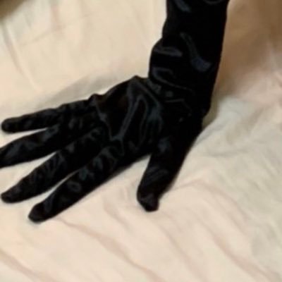 gloves_boy2's profile picture. 🔞 20↑ M バイ,vers,回？ 177/68kg  not顔出し