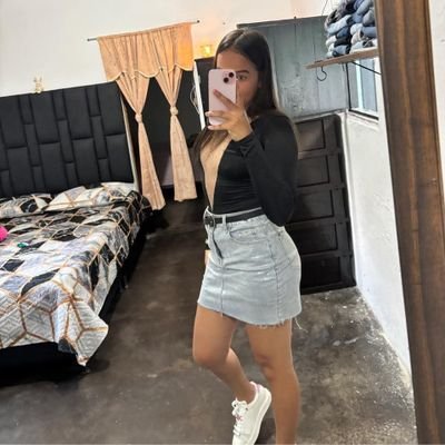 nata_herre2103's profile picture. 