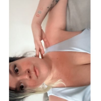 Richelle 🥀 Profile