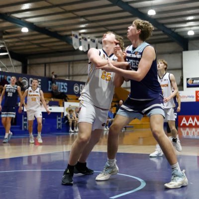 Jet_Camillo's profile picture. 6’7 2008 born wing/centre C/O 2027 198lbs WhatsApp ~ +61 499 934 706 two way athlete Melbourne, Australia, looking for any opportunities ~ Ausa athlete🇦🇺