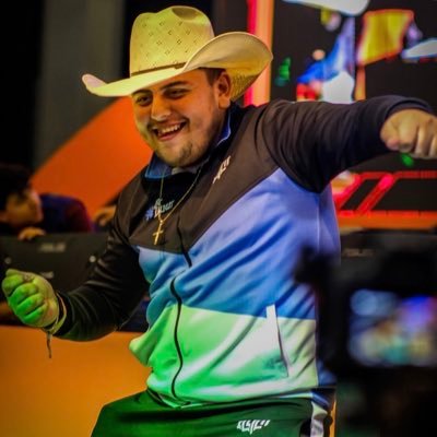 Pro Street Fighter player | 23 y/o | 2x Capcom Cup Qualified | Sponsored by @IllicitG_ | Business: urielvelorio76@gmail.com