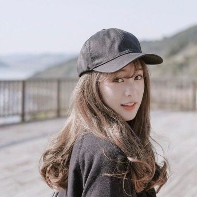 EllaSmith395058's profile picture. 