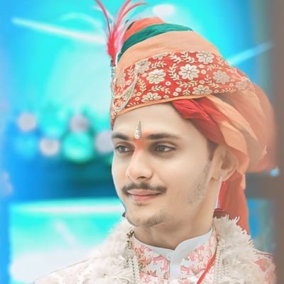 Entrepreneur💰। Big Dream📈।Stock Investor💰💹📈।। Modi Supporter🪷🪷।
