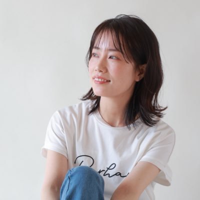 広島を拠点に芸能と音楽の活動をしています。 役者|MC|ピアノ|ボイトレ|作曲| 舞台「夕凪の街 桜の国」「母の桜が散った夜」KANON.H.C所属