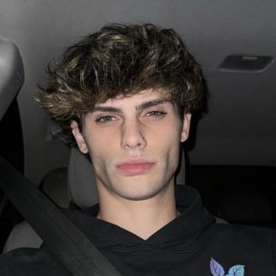 Tap this rn it’s 75% only today don’t miss out on seeing this huge🌶️😩