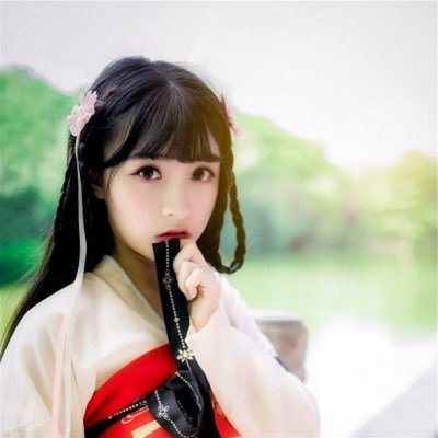 6d2jsoY88FelD's profile picture. 