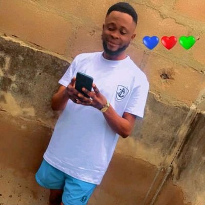 omoadebayo91's profile picture. God fearing💯💕🙏💍