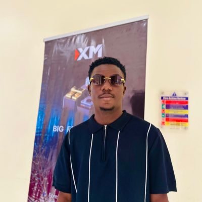 Front end web developer | UI/UX Designer in training | Sharing my journey from zero to pro | Building real-life projects with Figma | DMs open for collab