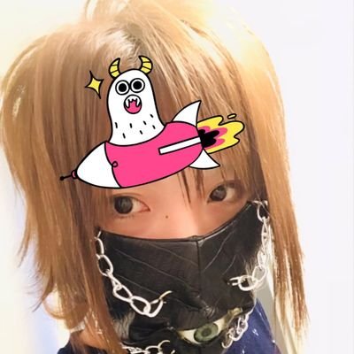 清春さんやまふまふさんやNeruさんが好きな30代です。
読書も好きで聖書は愛読書。クリスチャン・ノンクリスチャン問わず仲良くしてくださると嬉しいです🙇🏻♀️⋱座右の銘は、則天去私
feat.夏目漱石です。