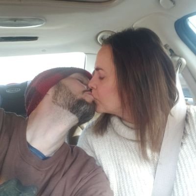 Rump1eForSkin's profile picture. I love my country! My family is my life. America is NOT institutionaly racist. Pronouns aren't custom made.

#ExposePhilGodlewski & now his Mommy!