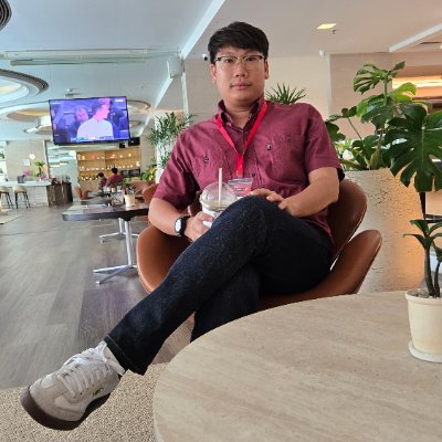 CLaokoemhu12262's profile picture. 