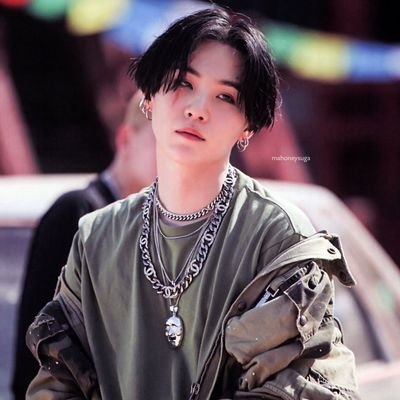 J3SHNT's profile picture. 💜 🏳️‍🌈 💜