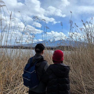 私は旅行と株式投資が好きで18年前から株式投資をしています、資産20億円を達成。
多くの失敗と株式経験を積み、現在は独自の株式取引勝利ルールを作り
勝てる銘柄だけ教えます。私が優良株をお勧めするたびに、皆さんが儲けることができるのです、誰でも変われる。俺について来い ↓