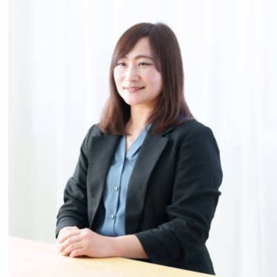 「捨てる・減らす・持たない」を推奨/ミニマルな暮らしを探求/元SE/思春期真っ只中の中高生の娘(2人)あり/個性心理學認定講師▪️認定カウンセラー