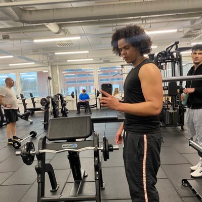 whyjamal45's profile picture. Treating this like my diary