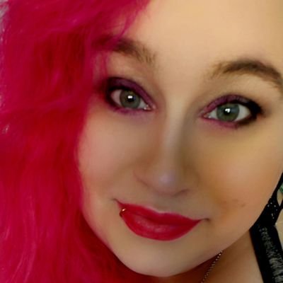 34...BBW,nerdy, down to earth, here for a good time, married to @DGeneration30