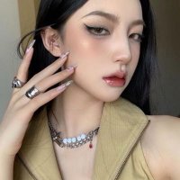IreneHood (@89c9r8q7dwr73) 's Twitter Profile