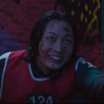 vampseyy's profile picture. ‧₊˚⊹ she/they || 6teen ||