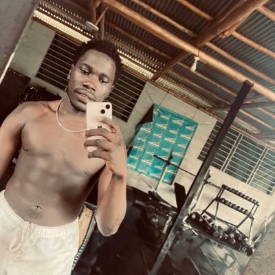 tibosharif's profile picture. 