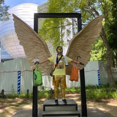金山駅から生まれた「カナヤマン」 生息地「金山にぎわいマルシェ」第4土日 金山にぎわいマルシェ マスコットキャラクター! 主に清掃活動・防災活動を行っている! 子供たちに大人気 見た目は怖いが中身は優しいヒーロー 🦸♀️ 仕事の依頼は、DMまで!マネージャーは@tokotok96341680です!
