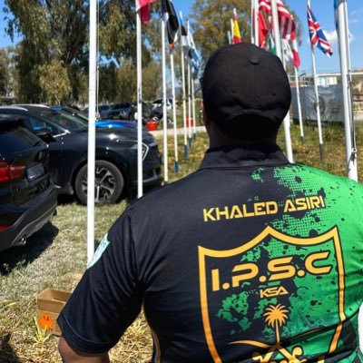 تراه حساب شخصي، مهندس شبكات 👨🏻💻 ومهتم بالطيران العسكري وممارس للرماية العملية 🔫 أبلغ من العمر خمسة وعشرون عاماً، العمر كله يارب، 🐈💜