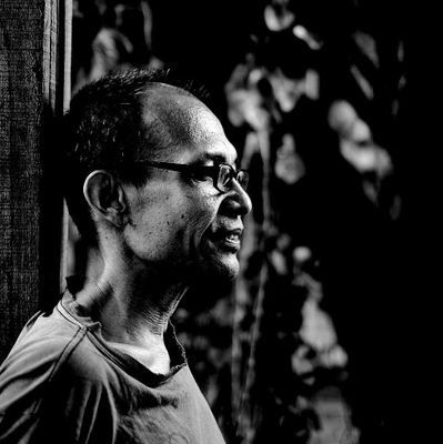 lambdalyx's profile picture. Nothing exists except atoms and empty space; everything else is opinion. -- Democritus --