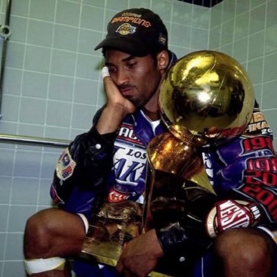 thenextonee3's profile picture. 