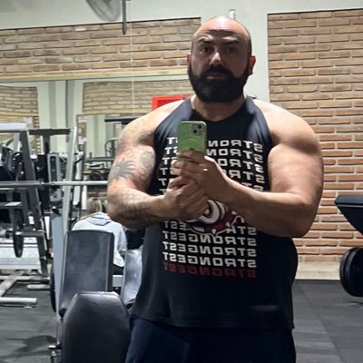 Soy prevencionista de riesgos, amo diseñar gráficas. Amante del deporte. Personal Trainer en los tiempos libres. Padre de dos hermosos hijos y una bella mujer