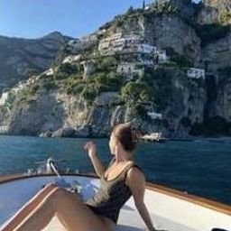 Axuiko502972's profile picture. 