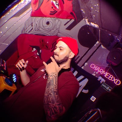 DJ 🎧 - Produtor da @MghRevoada🎈- Professor de Geografia 🌎 - Mestrando em Educação, Patrimônio e Sociedade (PPGPACS-UFRRJ) - Vasco 💢⚫️⚪️
