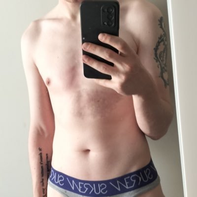 🔞NSFW 🔞 Dumping all my nudes on here because I need the space on my phone 😈. Pansexual Top between the sheets 💦. 18+ account.