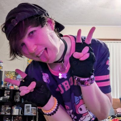 32 | They/Them | Non-Binary | Bi | Bunny | Puppy | Trans | Femboi