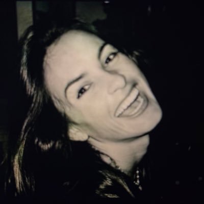 srajones_lhara's profile picture. 🏳️‍🌈👩🏾‍🤝‍👩🏻❤️👩🏾‍🤝‍👨🏻📚| 24y✨| In this profile we love middle aged women - That’s all