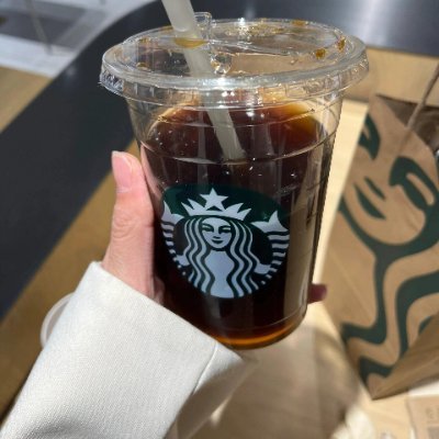 Lucascmillan's profile picture. 私は日本の美食、風景、文化がとても好きです。  
日本語を勉強しています。  
そして、旅行で日本に行くことを楽しみにしています。  
日本の友達ができたら嬉しいです。  
もし何か教えてくれたら、とても嬉しいです！