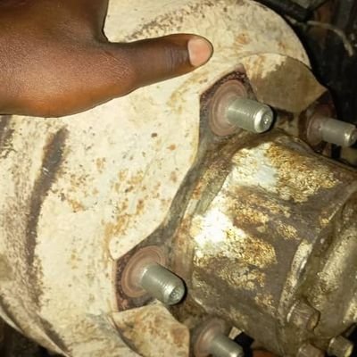 Mancity fan. Fuso, canter and Isuzu spares dm me 🚚