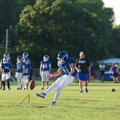 Class of 28’ | Kicker/Punter | Florida | 5’8 152 | Email: ian.alcuaz@gmail.com | Cell: 727-340-2616