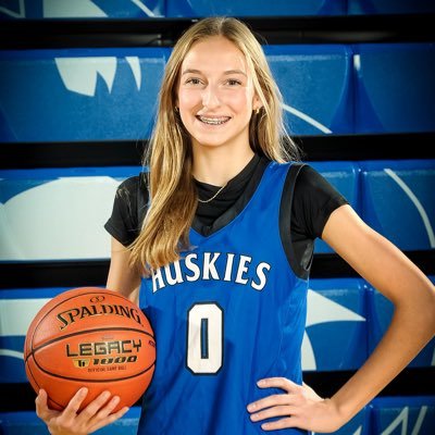 5’8” Point Guard 🏀Class of 2027, St. Anthony Village High school #0, email: emccormick024@gmail.com