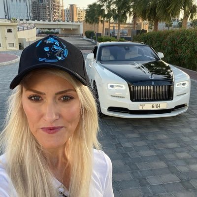 evan_kate6579's profile picture. Only a life lived for others is a life worth living 

I am a philanthropist