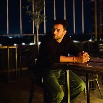 Yogi02_01's profile picture. 