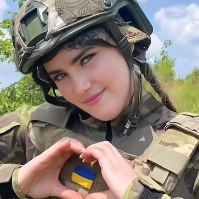 🇺🇦 Захисник на передовій | Елітний солдат у боротьбі України за свободу | Бореться за перемогу, справедливість та мир | Слава Україні! 💪🛡️