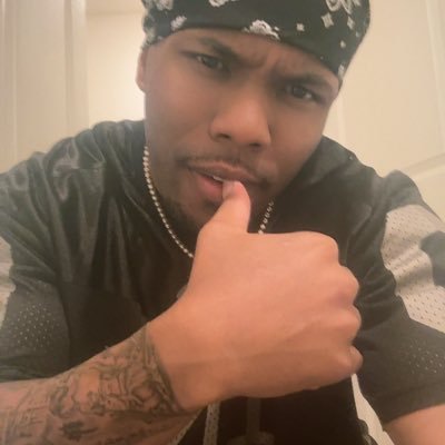 314_chris's profile picture. fitness and entertainment 🤔 on and an fans only page 😅😭😂